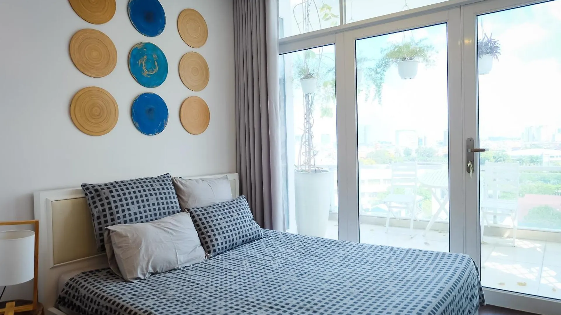 Saigon Peacehome Apartment With Balcony , Tan Dinh Ward, Dist 1 胡志明市 0*,  越南