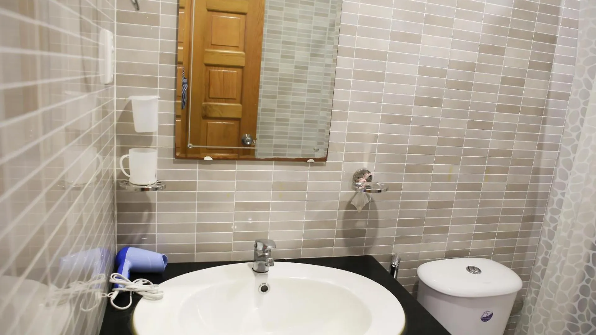 Saigon Peacehome Apartment With Balcony , Tan Dinh Ward, Dist 1 Ho Chi Minh City